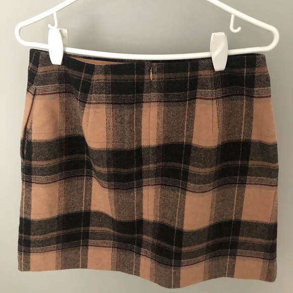 Uniqlo Plaid Skirt - Picture 2 of 3